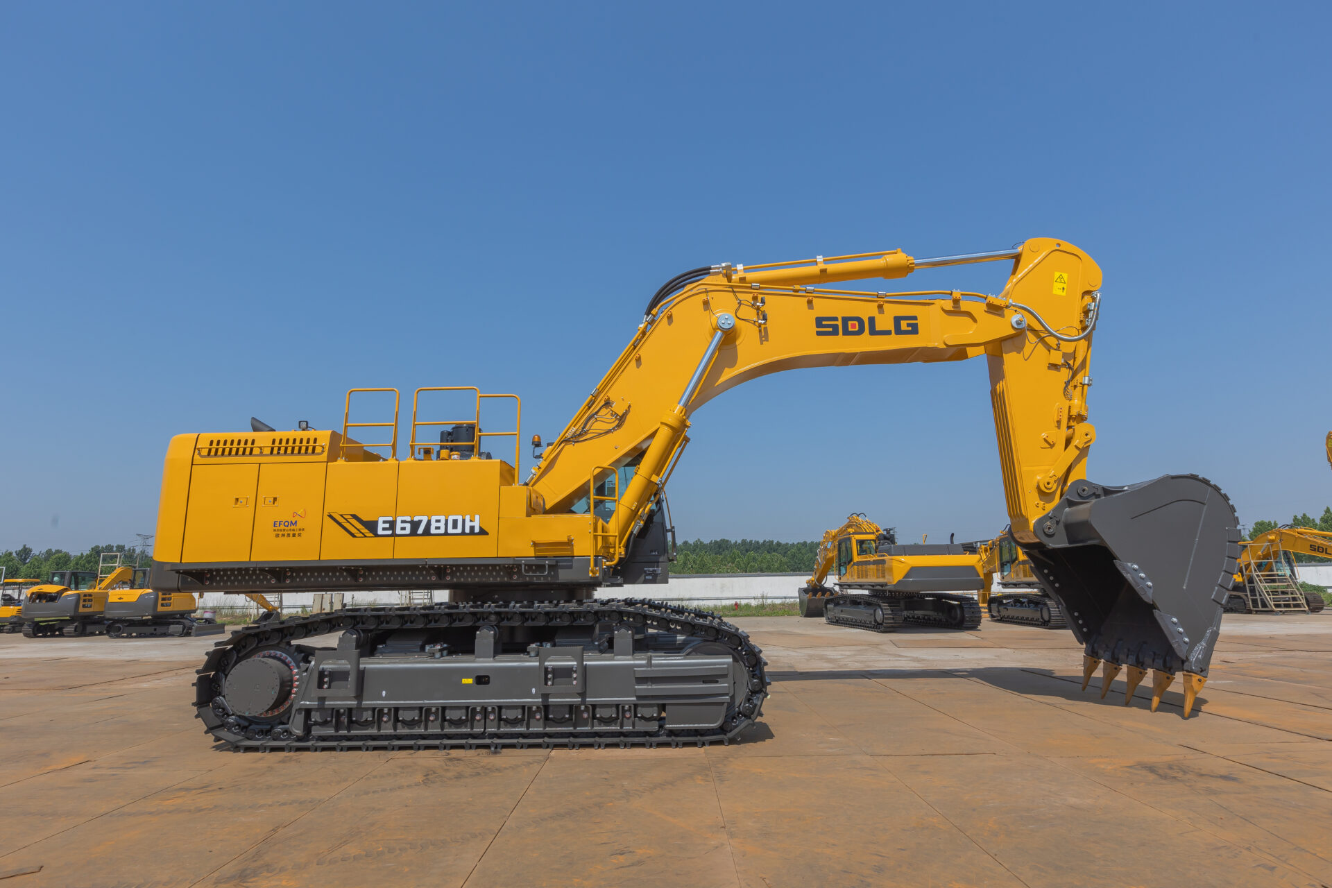 6N2A1602(1) SDLG E6750H Excavator